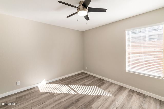 2726 E BECK Lane, Phoenix, AZ 85032