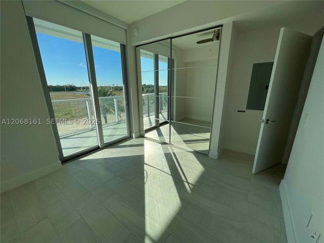 2000 Metropica Way 308, Sunrise, FL 33323