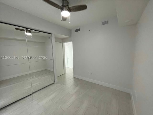 2000 Metropica Way 308, Sunrise, FL 33323