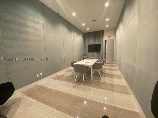 2000 Metropica Way 308, Sunrise, FL 33323