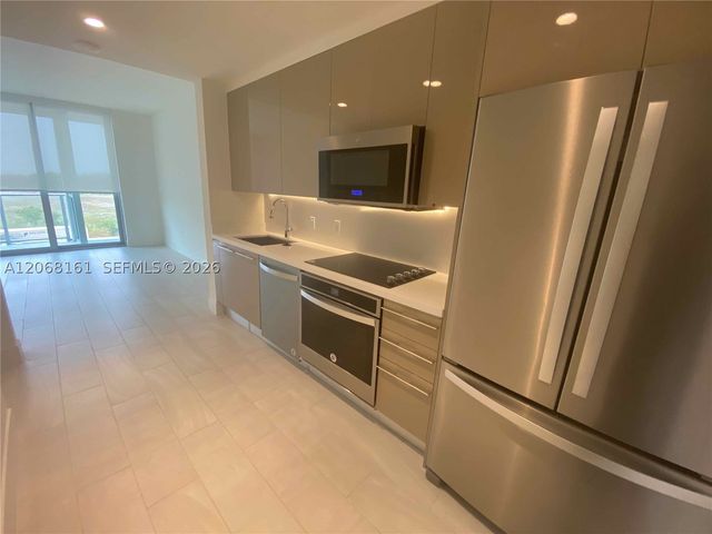 2000 Metropica Way 308, Sunrise, FL 33323