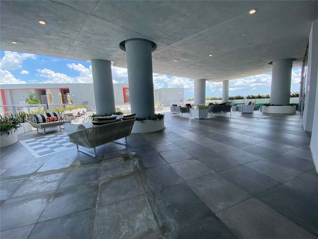 2000 Metropica Way 308, Sunrise, FL 33323
