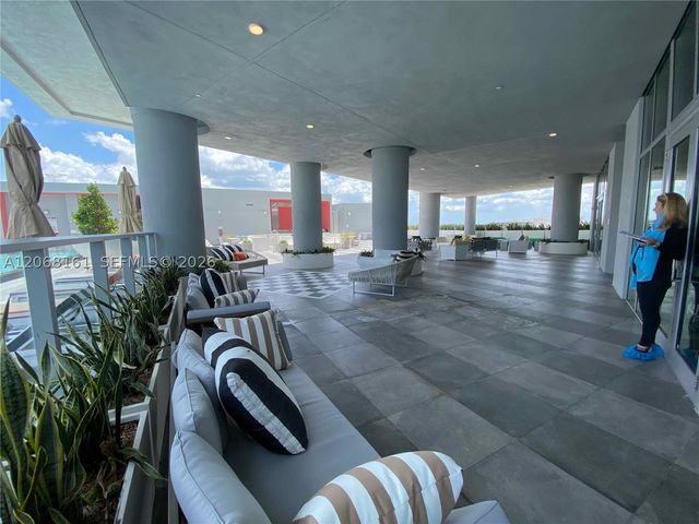 2000 Metropica Way 308, Sunrise, FL 33323