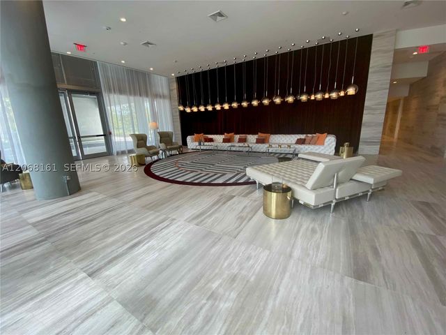 2000 Metropica Way 308, Sunrise, FL 33323