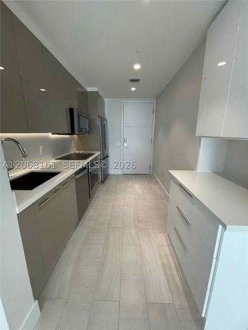 2000 Metropica Way 308, Sunrise, FL 33323