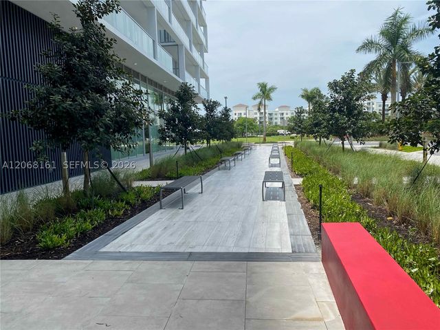 2000 Metropica Way 308, Sunrise, FL 33323