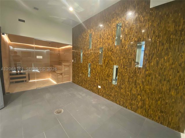 2000 Metropica Way 308, Sunrise, FL 33323