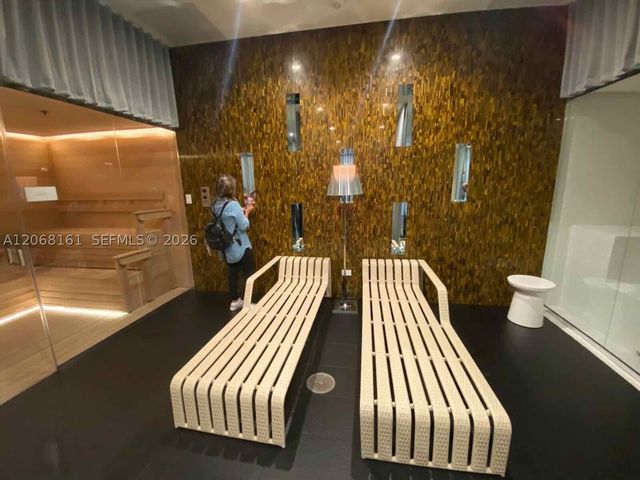 2000 Metropica Way 308, Sunrise, FL 33323