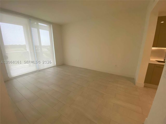 2000 Metropica Way 308, Sunrise, FL 33323