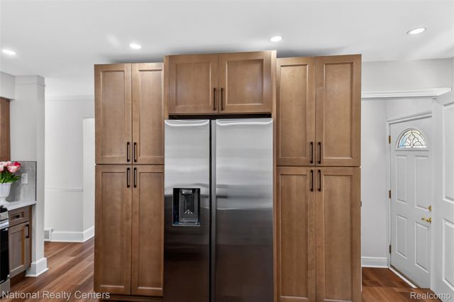 32008 Bunert Road, Warren, MI 48088