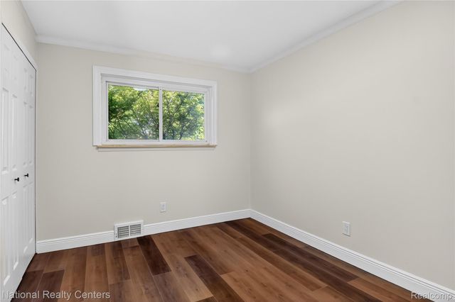 32008 Bunert Road, Warren, MI 48088
