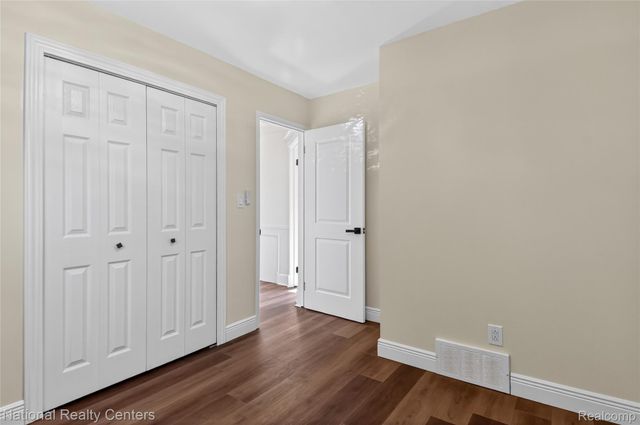 32008 Bunert Road, Warren, MI 48088