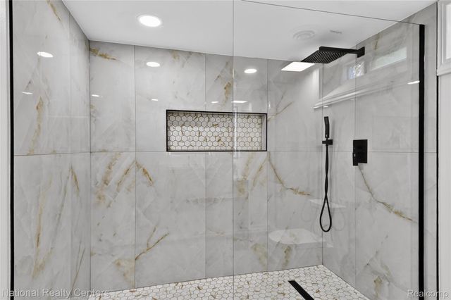 32008 Bunert Road, Warren, MI 48088