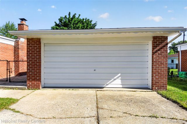 32008 Bunert Road, Warren, MI 48088