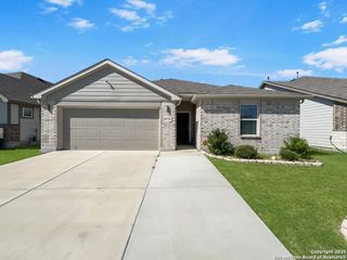 10756 ROSALINA LOOP, Converse, TX 78109