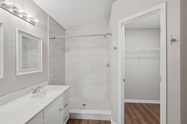 124 KELLY CIRCLE, Sanford, FL 32773