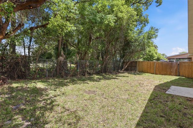 124 KELLY CIRCLE, Sanford, FL 32773