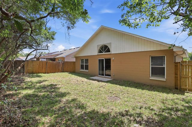 124 KELLY CIRCLE, Sanford, FL 32773