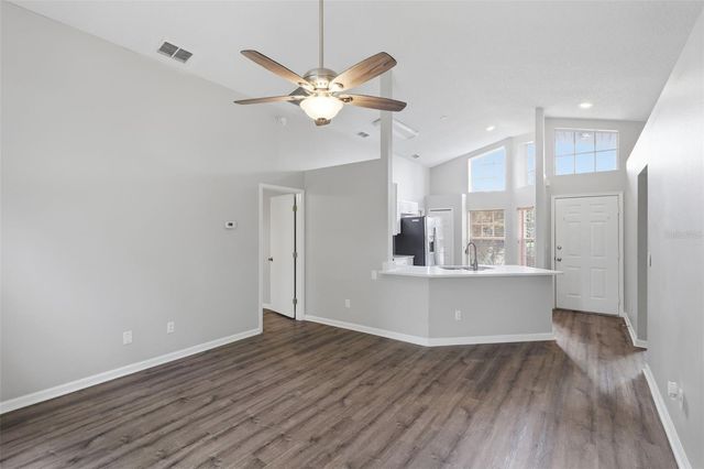 124 KELLY CIRCLE, Sanford, FL 32773