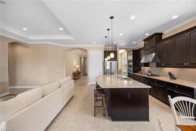 8522 Palacio TER N, Naples, FL 34114