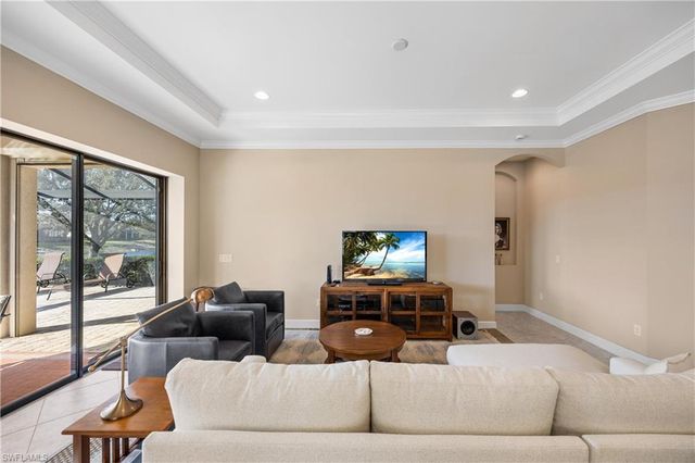 8522 Palacio TER N, Naples, FL 34114