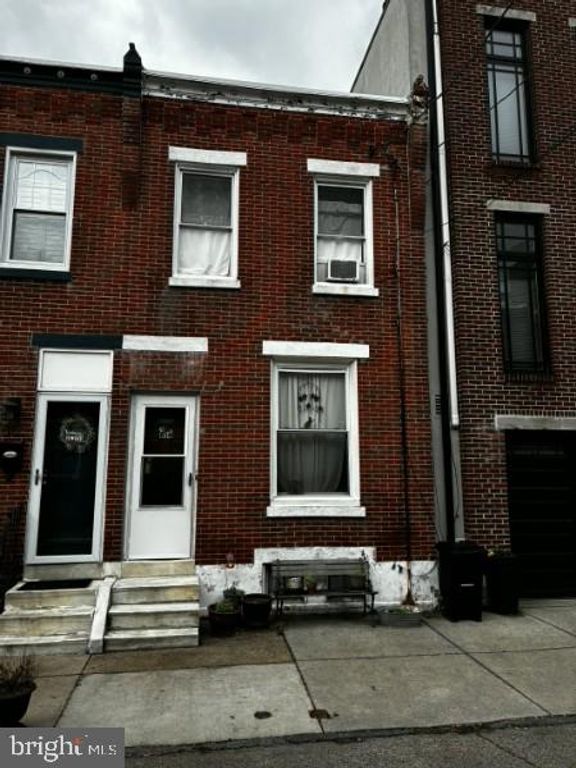 814 N PENNOCK ST, Philadelphia, PA 19130