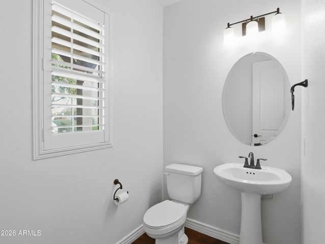 227 E BEATRYCE Street, Tempe, AZ 85288