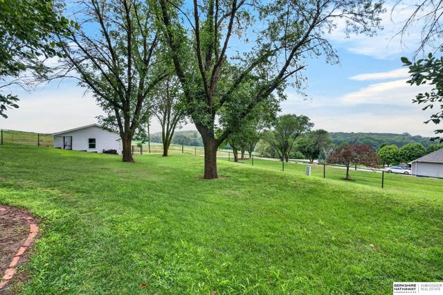 14506 Hackberry Lane, Plattsmouth, NE 68048