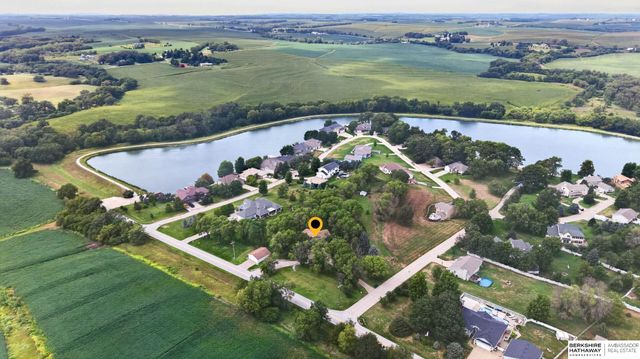 14506 Hackberry Lane, Plattsmouth, NE 68048