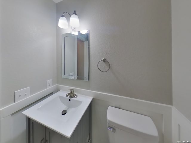 11059 Barclay, San Antonio, TX 78254