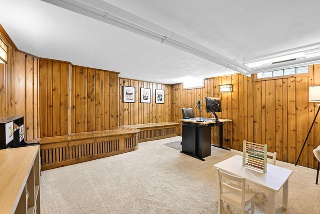 6131 Washington CIRCLE, Wauwatosa, WI 53213
