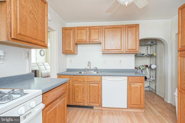 39 WATKINS AVE, Woodbury, NJ 08096