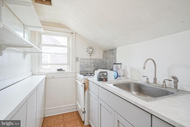 39 WATKINS AVE, Woodbury, NJ 08096