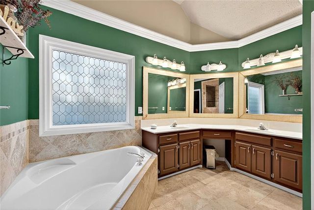 215 Wisteria Way, Covington, GA 30016