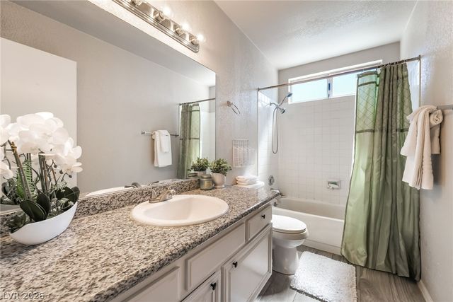 4560 Green Canyon Drive, Las Vegas, NV 89103