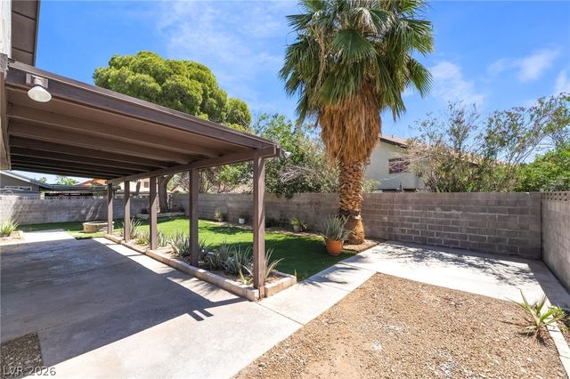 4560 Green Canyon Drive, Las Vegas, NV 89103