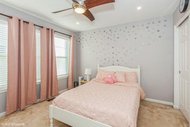 375 N Commerce Street, Aurora, IL 60504