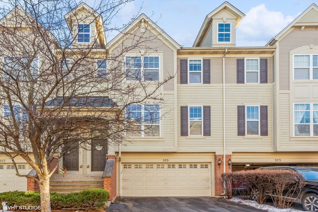 375 N Commerce Street, Aurora, IL 60504