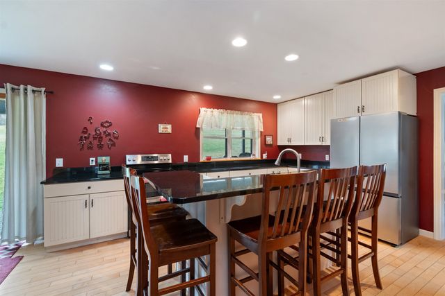 292 Brook Road, Chelsea, VT 05038