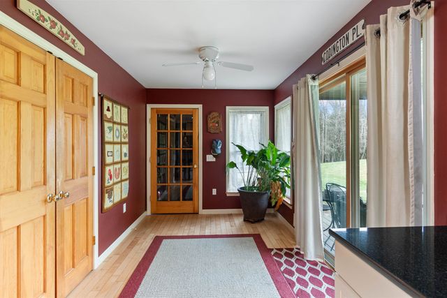 292 Brook Road, Chelsea, VT 05038