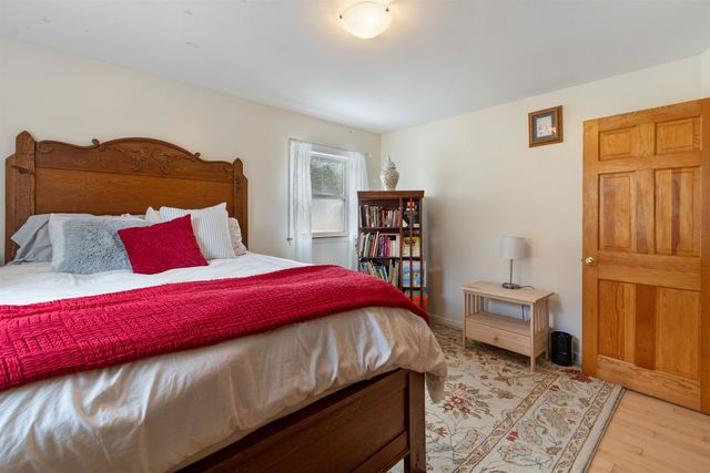 292 Brook Road, Chelsea, VT 05038