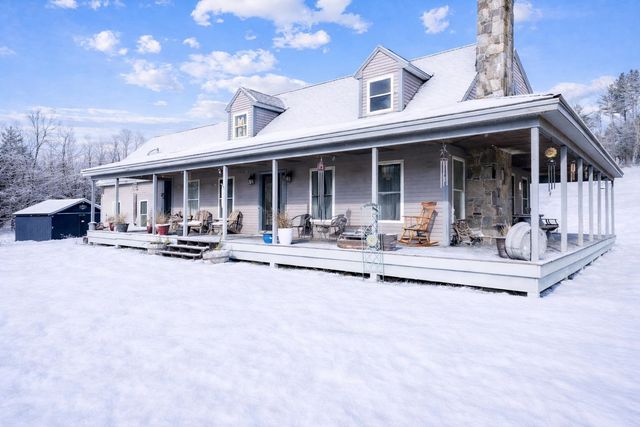 292 Brook Road, Chelsea, VT 05038