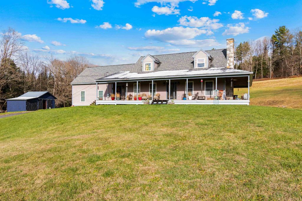 292 Brook Road, Chelsea, VT 05038