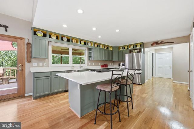 8109 COUNSELOR RD, Manassas, VA 20112