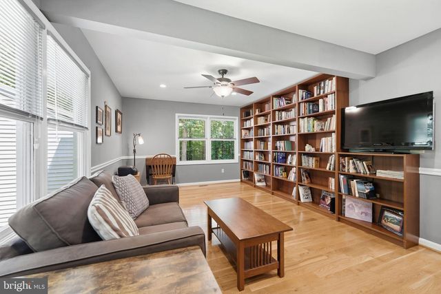 8109 COUNSELOR RD, Manassas, VA 20112