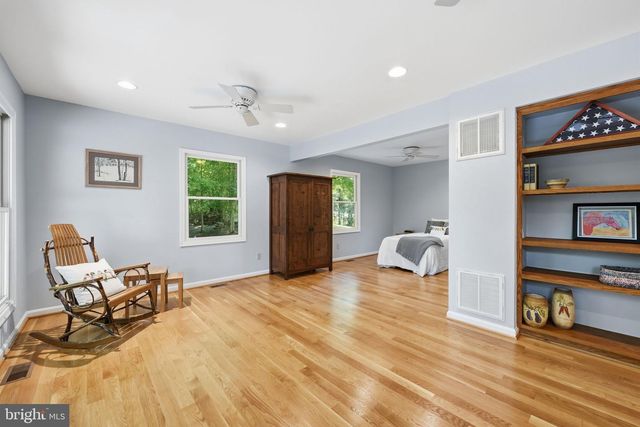 8109 COUNSELOR RD, Manassas, VA 20112