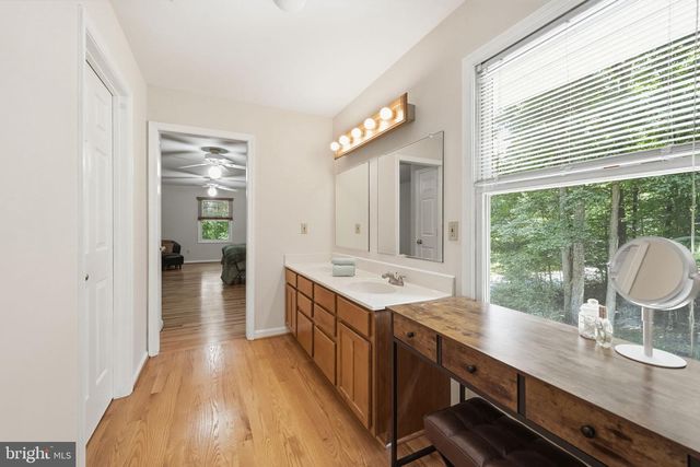 8109 COUNSELOR RD, Manassas, VA 20112