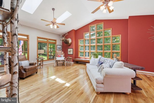 8109 COUNSELOR RD, Manassas, VA 20112