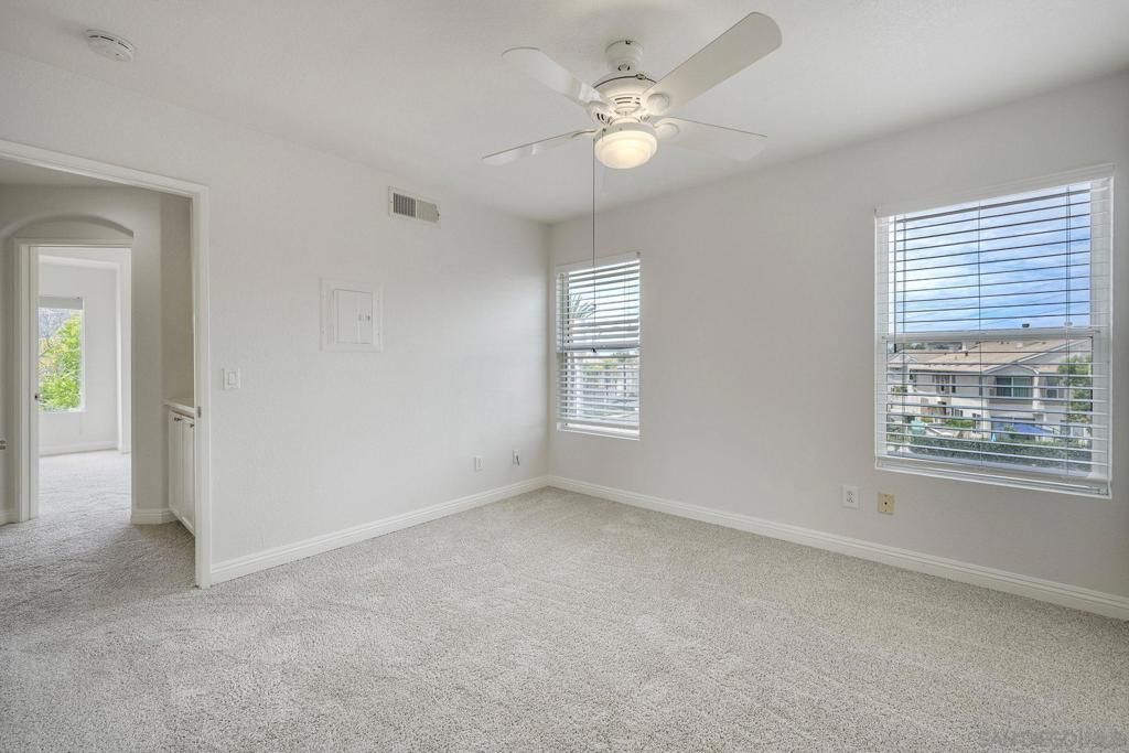 Image 19 of property listing at 11795 Spruce Run Drive B, San Diego, CA 92131