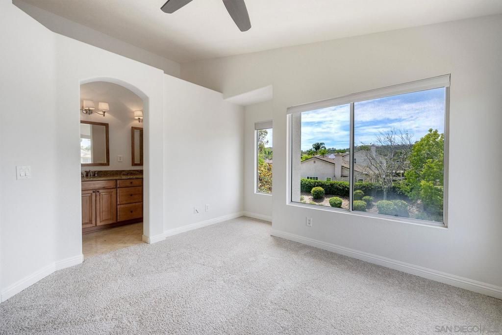 Image 22 of property listing at 11795 Spruce Run Drive B, San Diego, CA 92131